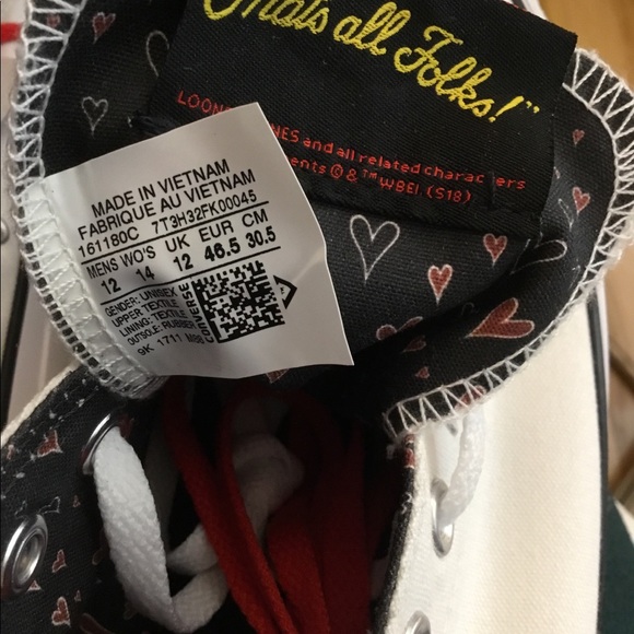 Brand New, Looney Tunes, Converse All ⭐️ Sneakers - Picture 5 of 5